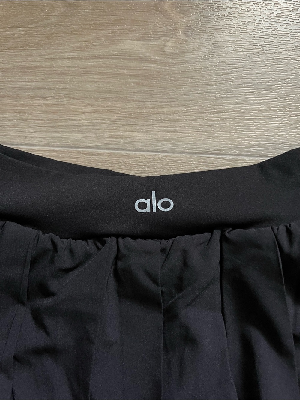 Alo Yoga Double Or Nothing Black Tennis Skort - Size XS - NEW - Picture 4 of 5